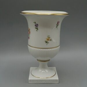Fürstenberg Germany Porcelain Campana Urn Vase Scattered Flowers Gilt Trim